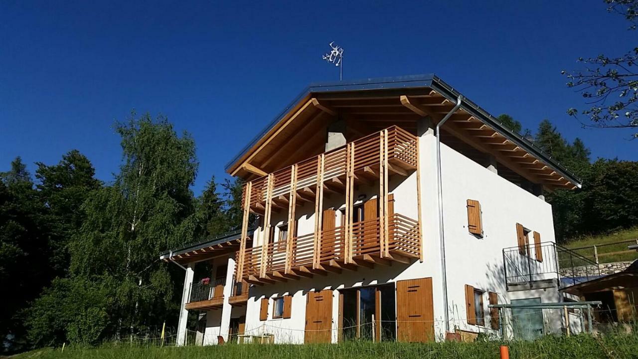 Garni Fobbie Hotel Brentonico Exterior foto